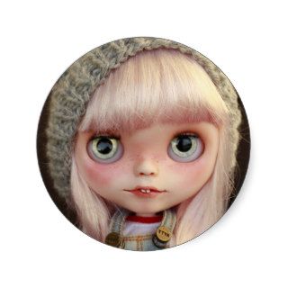 Big eyed doll, pink hair, blue eyes blythe photo round stickers