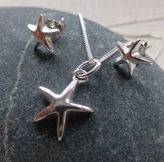 silver star pendant and stud earring set by anne reeves jewellery
