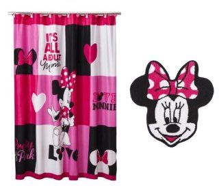 Minnie Mouse Bath Set   Includes Minnie Mouse Shower Curtain & Minnie Mouse Bath Rug Toys & Games