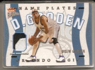Drew Gooden 2002 03 Fleer Platinum Nameplates #179/220 Game Worn Jersey Patch Card #N DG 