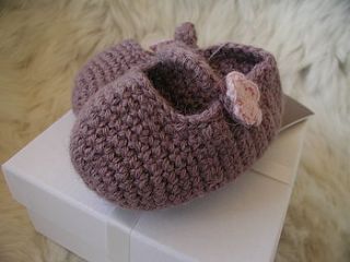 crochet baby clogs with flower by samantha holmes