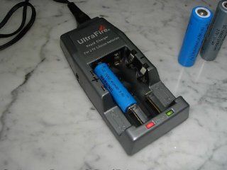 UltraFire WF 139 3.6/3.7V Battery Charger for 18650, 14500, 16340, RCR123 Li ion Batteries, comes with two spacers for charging 16340 