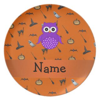Personalized name owl halloween pattern dinner plate