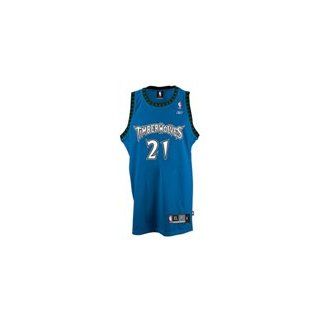 Minnesota Timberwolves Kevin Garnett #21 Swingman Jersey by Reebok (Youth X Large)  Athletic Jerseys  Clothing