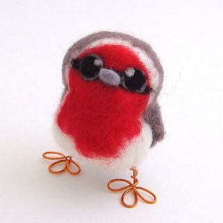 needle felted robin baby by feltmeupdesigns