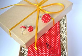 the accessory gift set by adventures and tea parties