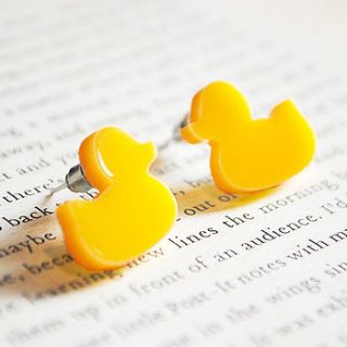 rubber duck earrings by onetenzeroseven