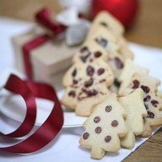 biscuit box of christmas tree shortbread by shortbread gift company
