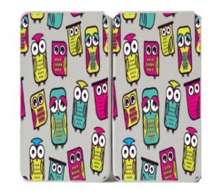 Colorful Cartoon Hootie Owl Pattern Background   Taiga Hinge Wallet Clutch Clothing