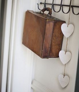three hanging hearts by little pieces