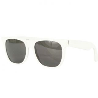 Super Sunglasses   Basic Wayfarer Sunglasses in White Clothing