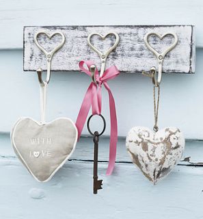 triple heart hooks by retreat home