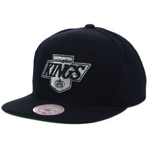 Los Angeles Kings Mitchell and Ness NFL Wool Solid Snapback Cap