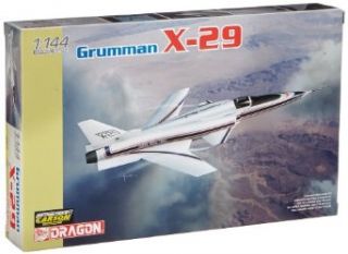 Dragon Models Grumman X 29 Experimental Aircraft, Scale 1/144 Toys & Games