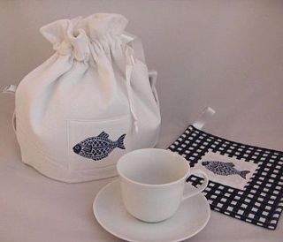 fish tea cosy gift set by capewest
