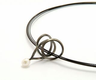 chaos pearl pendant/ necklace by anne morgan contemporary jewellery