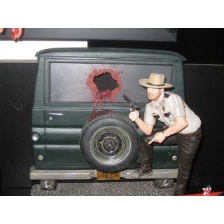 McFarlane Toys Movie Maniacs Series 7 Action Figure Texas Chainsaw Massacre Sheriff Hoyt Toys & Games