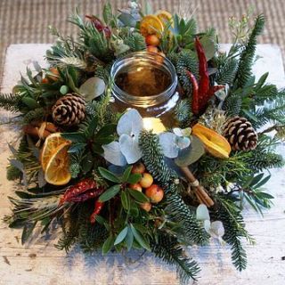 'rustic country' scented candle & wreath by the artisan dried flower company