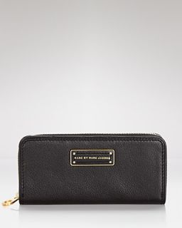 MARC BY MARC JACOBS Wallet   Too Hot to Handle's