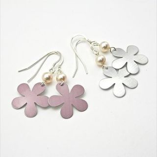 daisy and pearl earrings by kate hamilton hunter studio