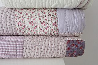 cosy winter quilted throw   kingsize by lime tree interiors