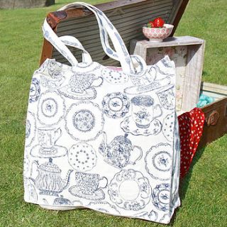 the picnic parlour shopper bag by lisa angel homeware and gifts