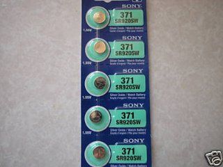 Sony Watch Battery Button Cell SR920SW 371 Pack of 5 Batteries Electronics