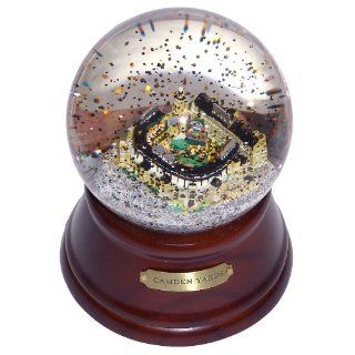 MLB Baltimore Orioles Camden Yards Baltimore Orioles Musical Globe  Sports Related Collectible Water Globes  Sports & Outdoors