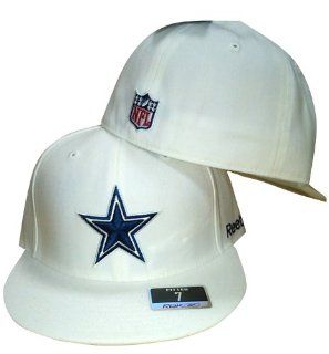 Dallas Cowboys 2009 White Fitted Flat Brim Sideline Reebok Cap / Hat  Baseball Caps  Sports & Outdoors