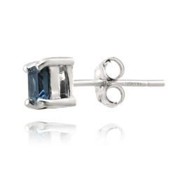 Glitzy Rocks Sterling Silver 7/8ct TGW Blue Topaz Square Stud Earrings Glitzy Rocks Gemstone Earrings