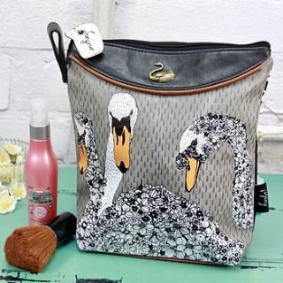 hola swan wash bag by lisa angel homeware and gifts