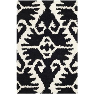 Safavieh Hand made Wyndham Black/ Ivory Wool Rug (26 X 4)