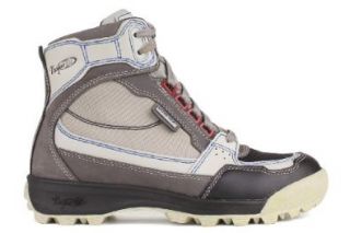 Vasque Men's Contender Gore TEX Hiking Boot (MV 588), 8.5 Shoes