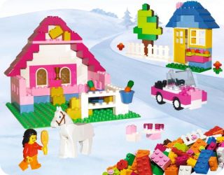 LEGO Bricks and More Large Pink Brick Box (5560)      Toys