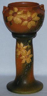 Roseville Pottery Clematis Brown Jardiniere and Pedestal 667 8  