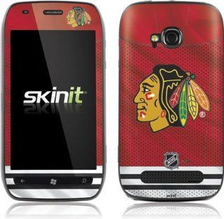 NHL   Chicago Blackhawks   Chicago Blackhawks Home Jersey   Nokia Lumia 710   Skinit Skin Cell Phones & Accessories