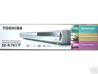Toshiba SD K741 Progressive Scan Dvd Player Electronics