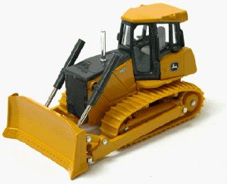 John Deere 850 J Crawler   Yellow ERTL Toys & Games