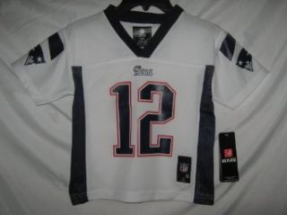 Tom Brady New England Patriots White NFL Kids 2013 14 Season Mid tier Jersey (Kids 4) Clothing