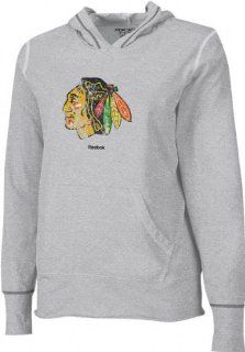 Chicago Blackhawks  Grey  Women's Distressed Giant Logo Long Sleeve Hooded Tee  Athletic T Shirts  Sports & Outdoors