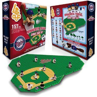 Minnesota Twins Collectible Mini Figure Game Time Set  Sports Fan Toy Figures  Sports & Outdoors