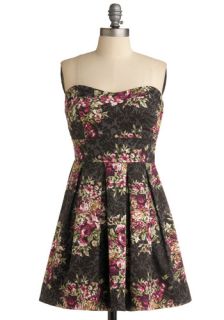 Filigree and Floral Dress  Mod Retro Vintage Dresses
