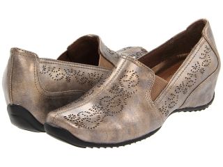 Easy Street Premier Womens Slip on Shoes (Bronze)