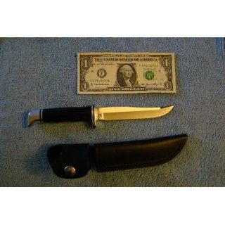 Buck 105BKS Pathfinder 5"  Hunting Knives  Sports & Outdoors