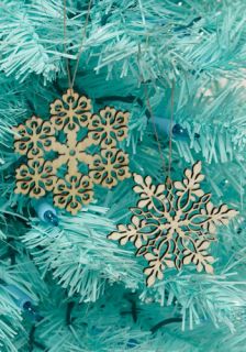 Let It Snowflake Ornament Set  Mod Retro Vintage Decor Accessories