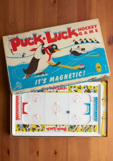 Vintage Puck Luck Hockey Game  Mod Retro Vintage Vintage Clothes