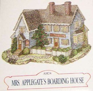 The Americana Collection AH24 Mrs. Applegate's Boarding House   Collectible Buildings