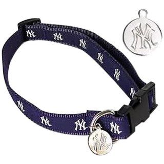 Sporty K9 New York Yankees Dog Collar, Small 