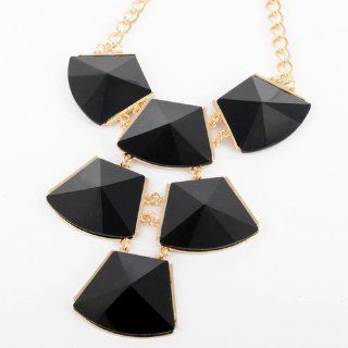 Fashion Golden Chain Trapezoid Black Resin Beads Pendant Bib Necklace Jewelry