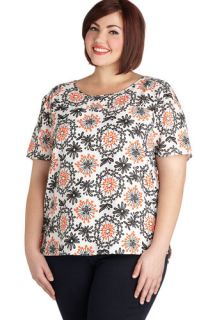 Language of Flowers Top in Plus Size  Mod Retro Vintage Short Sleeve Shirts
